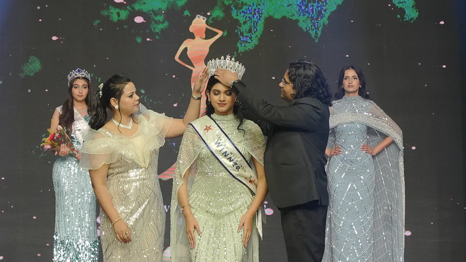 Kolkata’s Adrija Ray Crowned Forever Miss India 2024 at Zee Studios, Jaipur